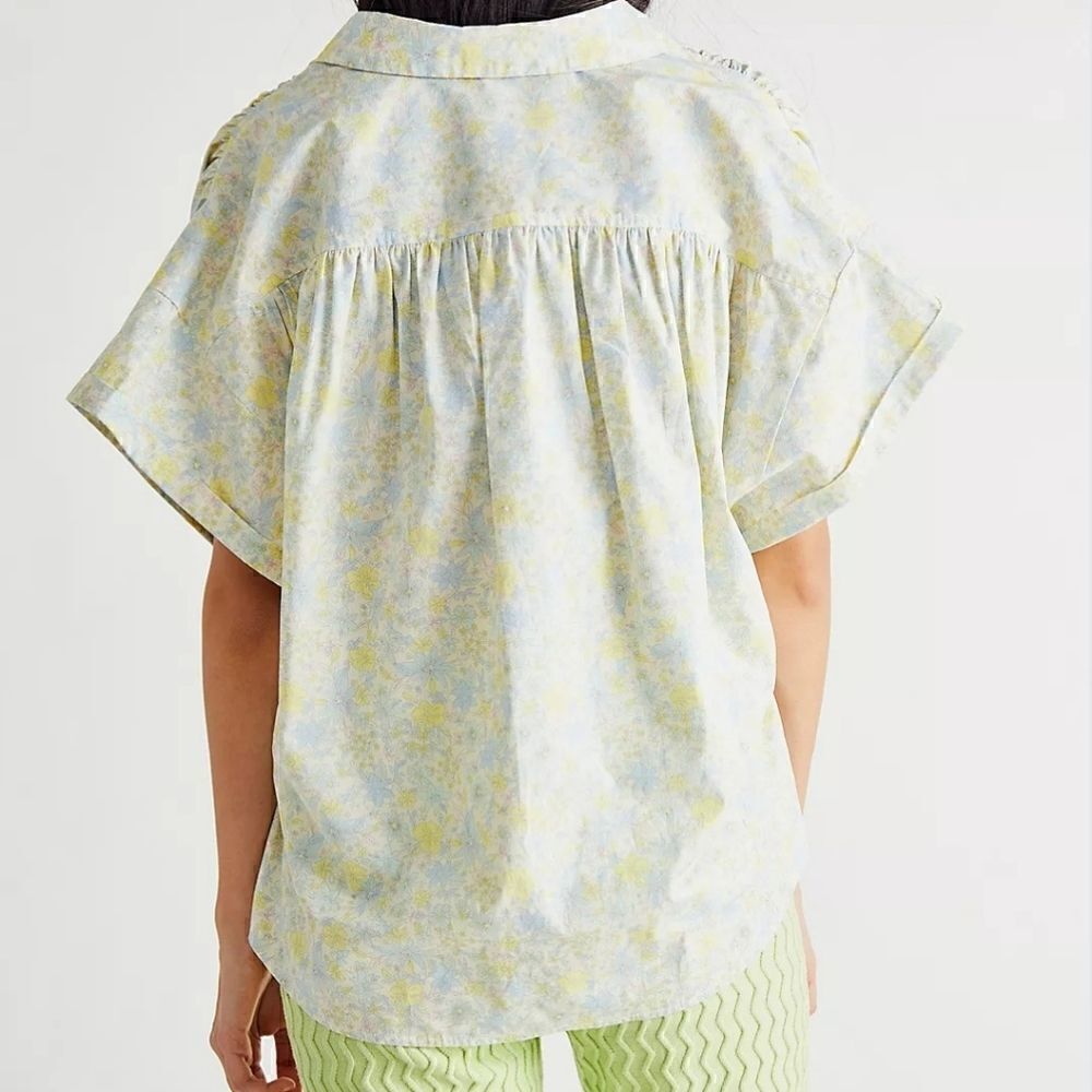 Free People Bring it Back Blouse floral size XS NWT - Picture 3 of 7